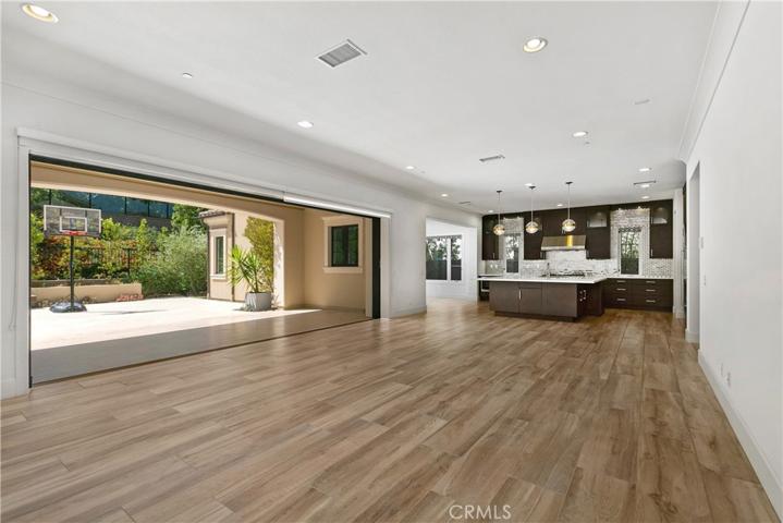 128 Iron Gate, Irvine, California 92618