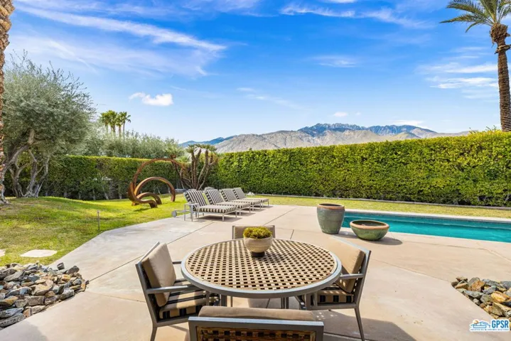 1150 E Paseo El Mirador, Palm Springs, California 92262