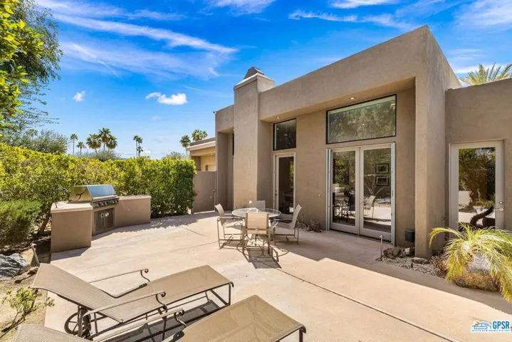 1150 E Paseo El Mirador, Palm Springs, California 92262