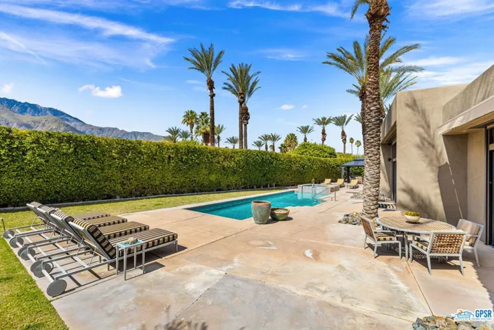 1150 E Paseo El Mirador, Palm Springs, California 92262