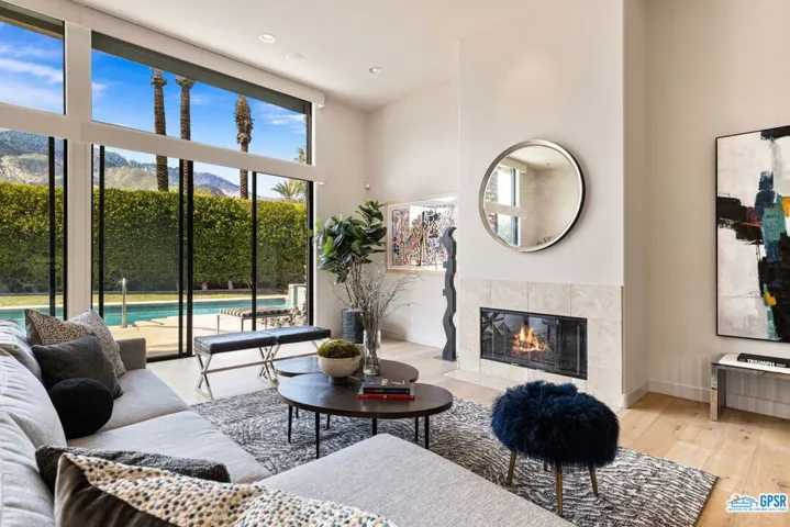 1150 E Paseo El Mirador, Palm Springs, California 92262
