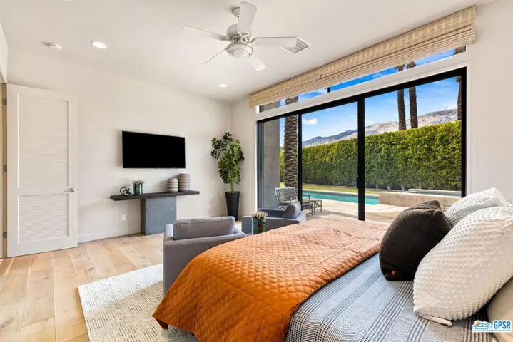 1150 E Paseo El Mirador, Palm Springs, California 92262