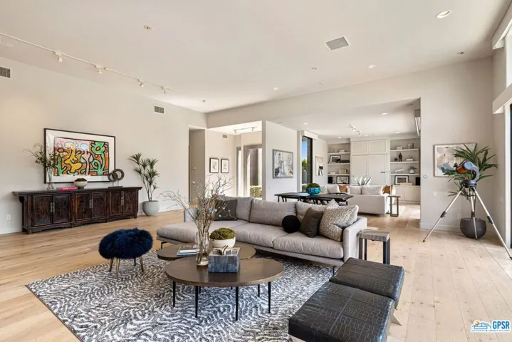 1150 E Paseo El Mirador, Palm Springs, California 92262