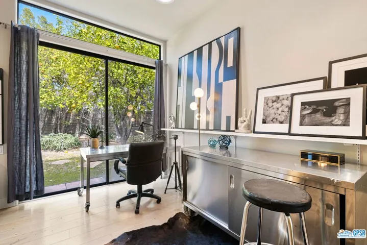 1150 E Paseo El Mirador, Palm Springs, California 92262