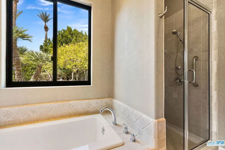 1150 E Paseo El Mirador, Palm Springs, California 92262
