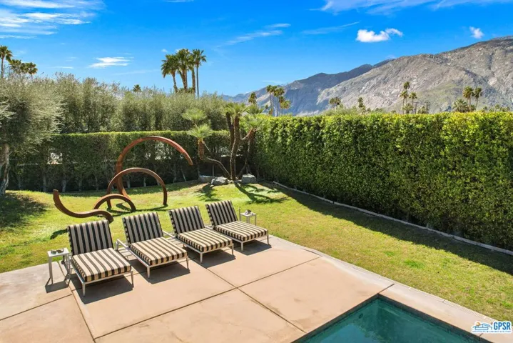 1150 E Paseo El Mirador, Palm Springs, California 92262
