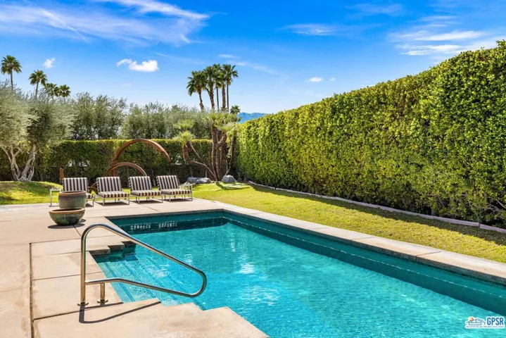 1150 E Paseo El Mirador, Palm Springs, California 92262