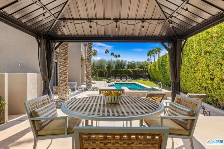 1150 E Paseo El Mirador, Palm Springs, California 92262