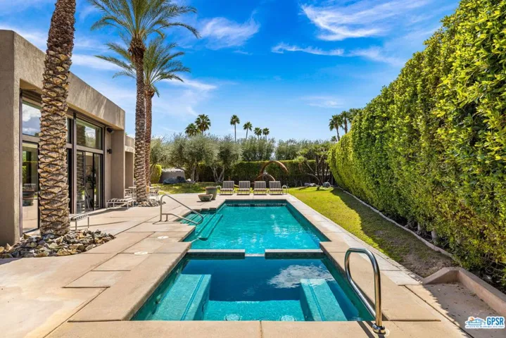 1150 E Paseo El Mirador, Palm Springs, California 92262