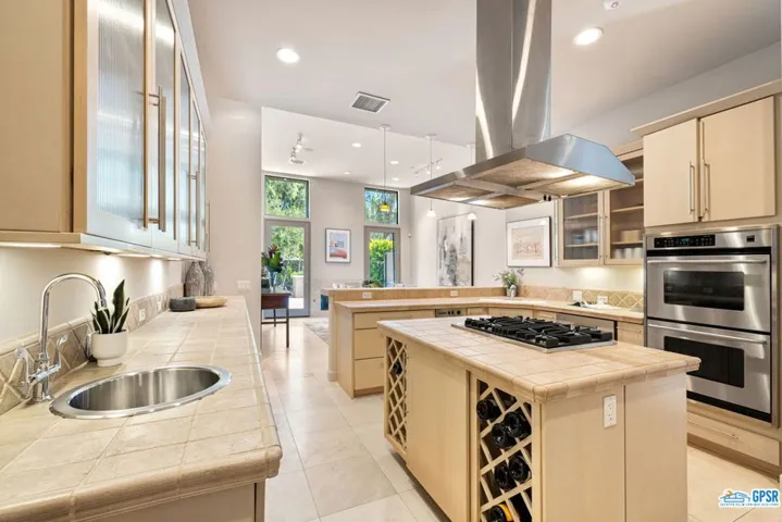 1150 E Paseo El Mirador, Palm Springs, California 92262