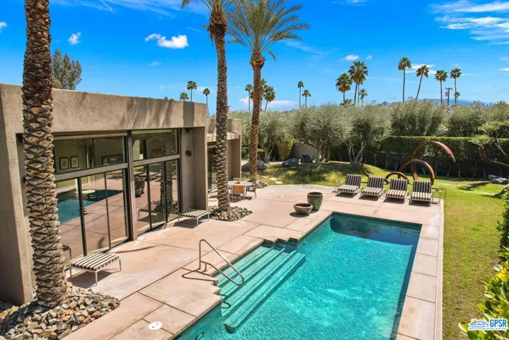 1150 E Paseo El Mirador, Palm Springs, California 92262