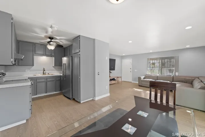 8122 Paradise Valley Ct, Spring Valley, California 91977