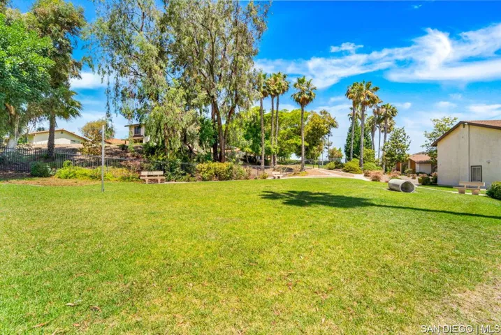8122 Paradise Valley Ct, Spring Valley, California 91977