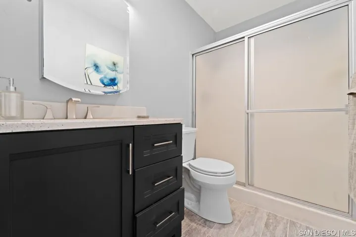 8122 Paradise Valley Ct, Spring Valley, California 91977