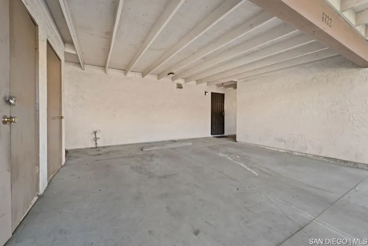 8122 Paradise Valley Ct, Spring Valley, California 91977