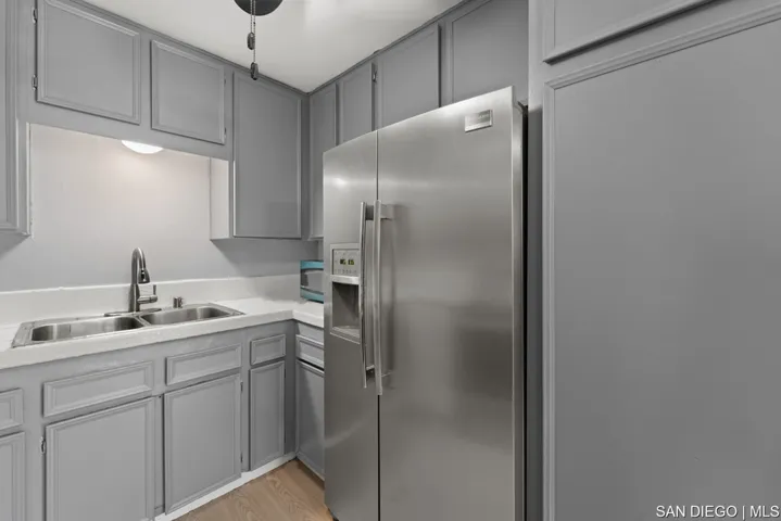 8122 Paradise Valley Ct, Spring Valley, California 91977