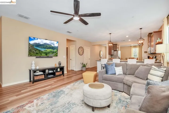 2210 Stars Dr, Rio Vista, California 94571