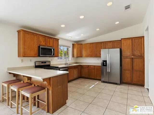 Open Kitchen