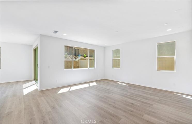 4563 Highland Avenue, Perris, California 92571
