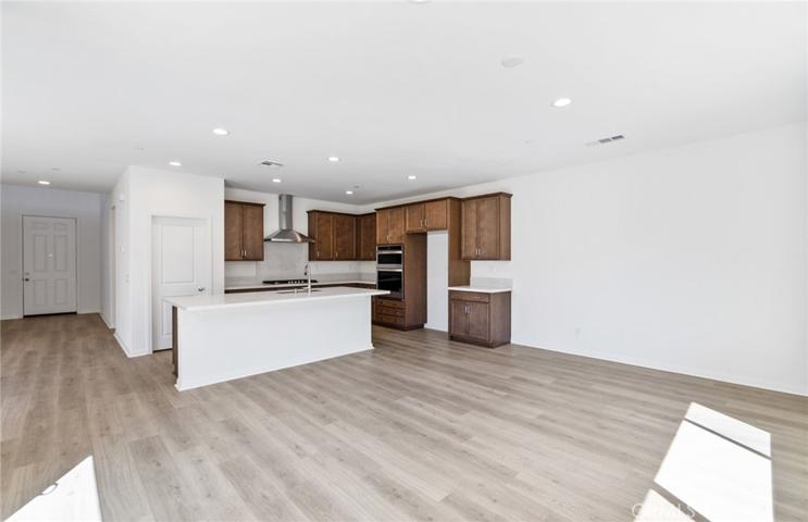 4563 Highland Avenue, Perris, California 92571