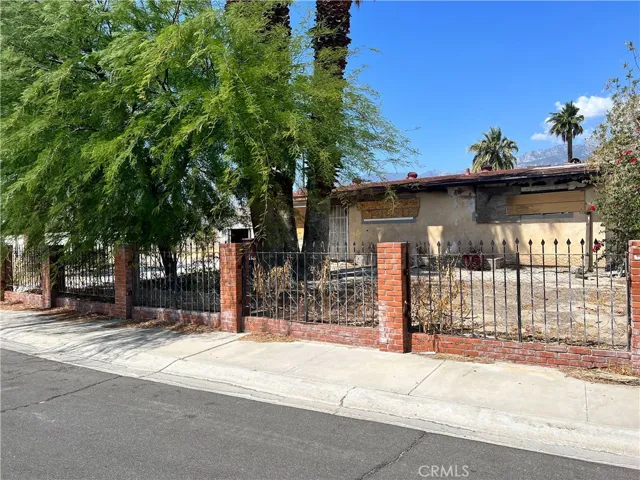 67342 Mission Court, Cathedral City, California 92234