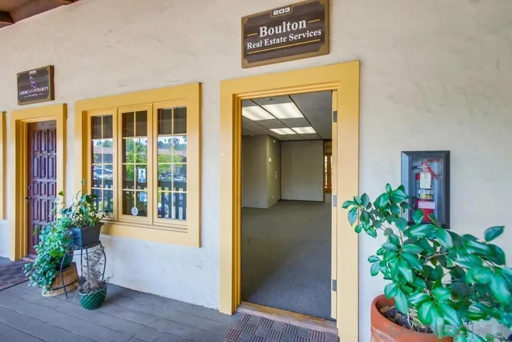 110 Civic Center Drive Suite 203, Vista, California 92084
