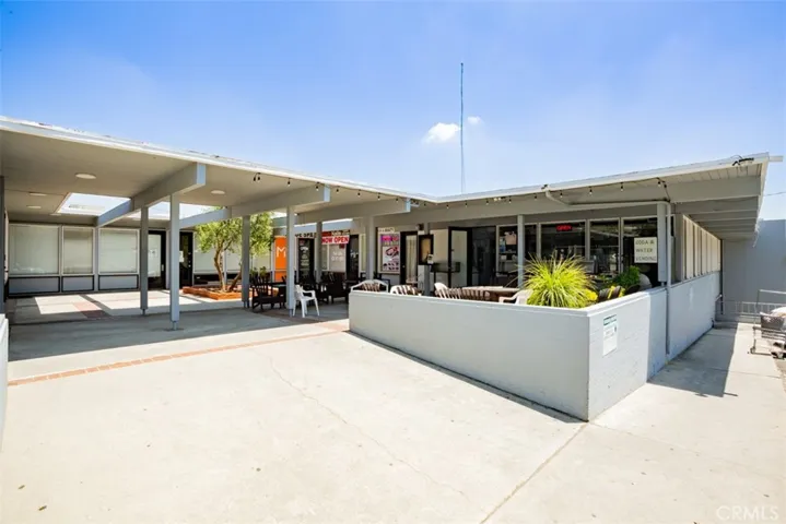 370 W Sierra Madre Boulevard, Sierra Madre, California 91024