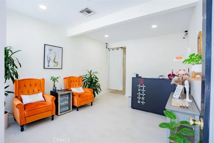 370 W Sierra Madre Boulevard, Sierra Madre, California 91024