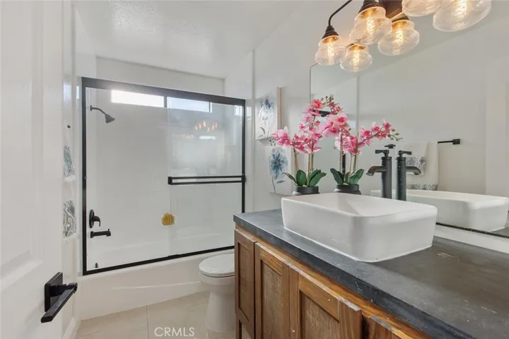 11046 E Avenue R12, Littlerock, California 93543