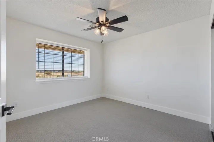 11046 E Avenue R12, Littlerock, California 93543