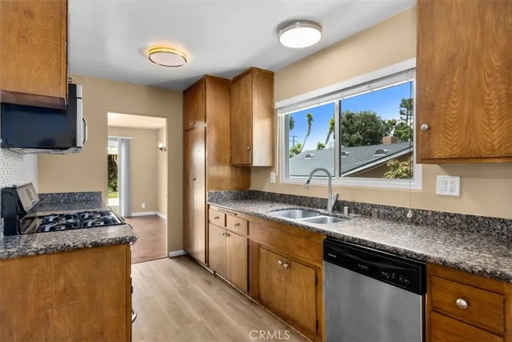 28846 Cedarbluff Drive, Rancho Palos Verdes, California 90275