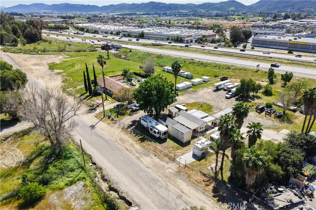 25189 Monroe Avenue, Murrieta, California 92562 — photo 4