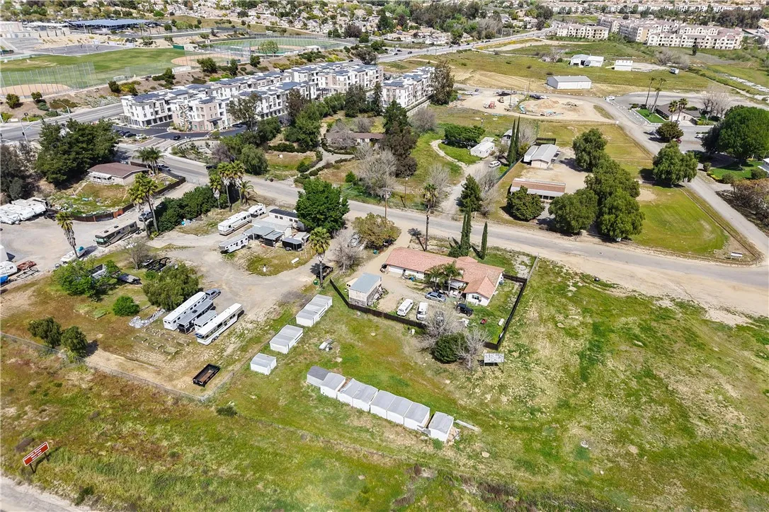 25189 Monroe Avenue, Murrieta, California 92562 — photo 5