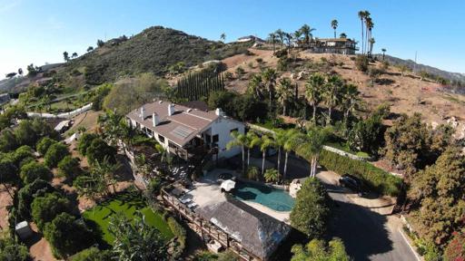 25147 Jack Rabbit Acres, Escondido, California 92026