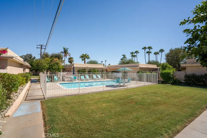 801 E Vista Chino 2, Palm Springs, California 92262
