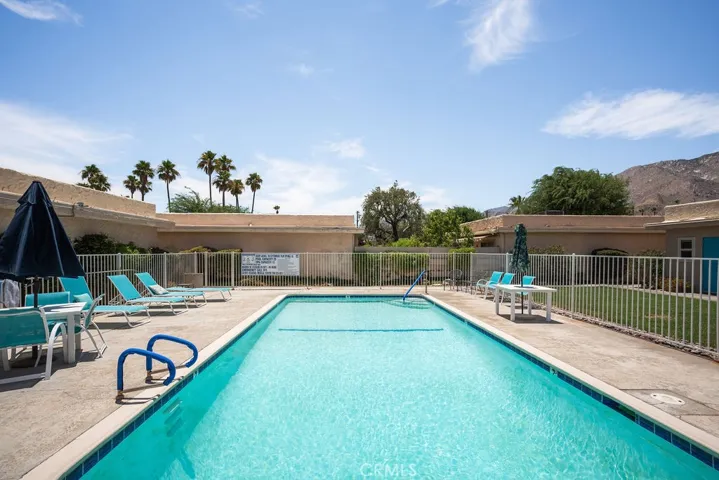 801 E Vista Chino 2, Palm Springs, California 92262