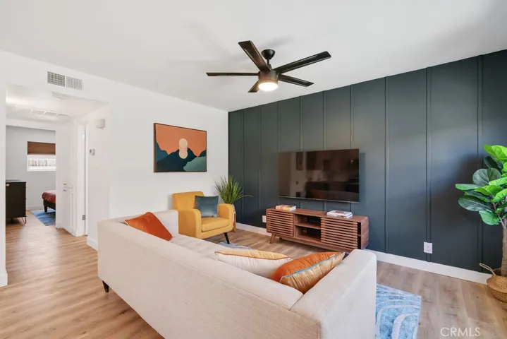 801 E Vista Chino 2, Palm Springs, California 92262