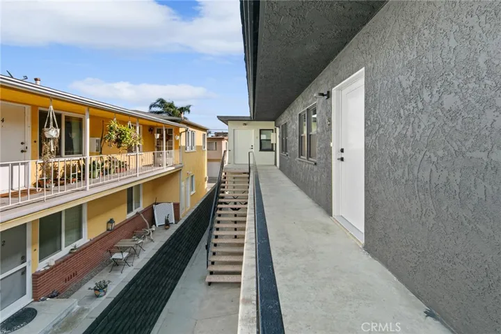 54 Ximeno Avenue, Long Beach, California 90803