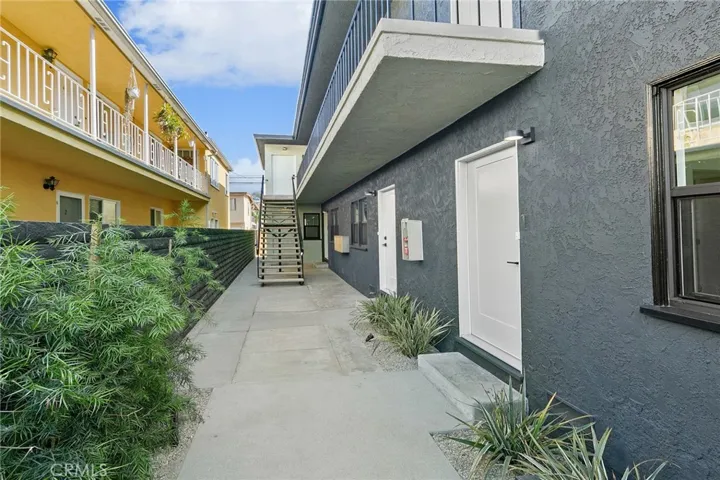 54 Ximeno Avenue, Long Beach, California 90803