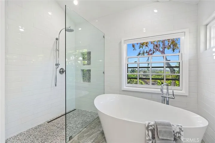 12 Belcrest, Laguna Niguel, California 92677