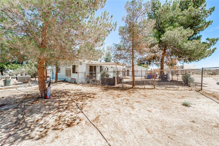 237 Joshua Hills Road, Pinon Hills, California 92372