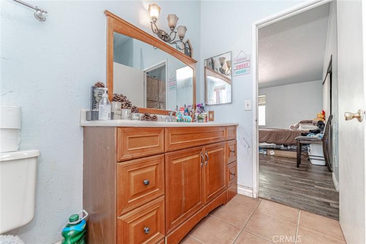 237 Joshua Hills Road, Pinon Hills, California 92372