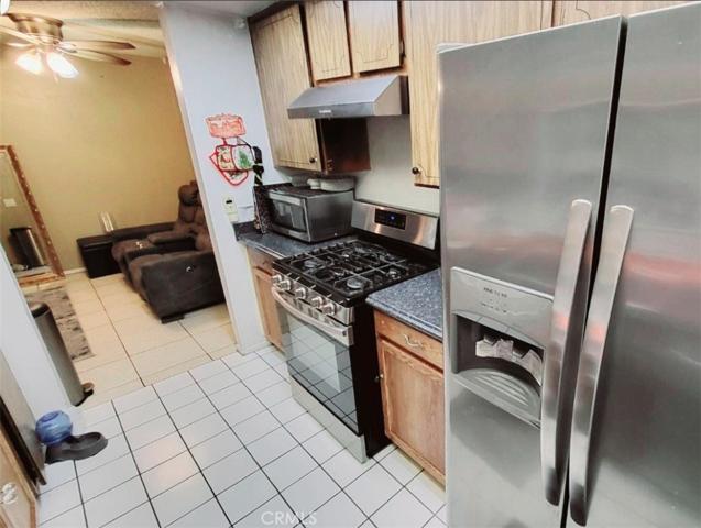 Kitchen and appliances