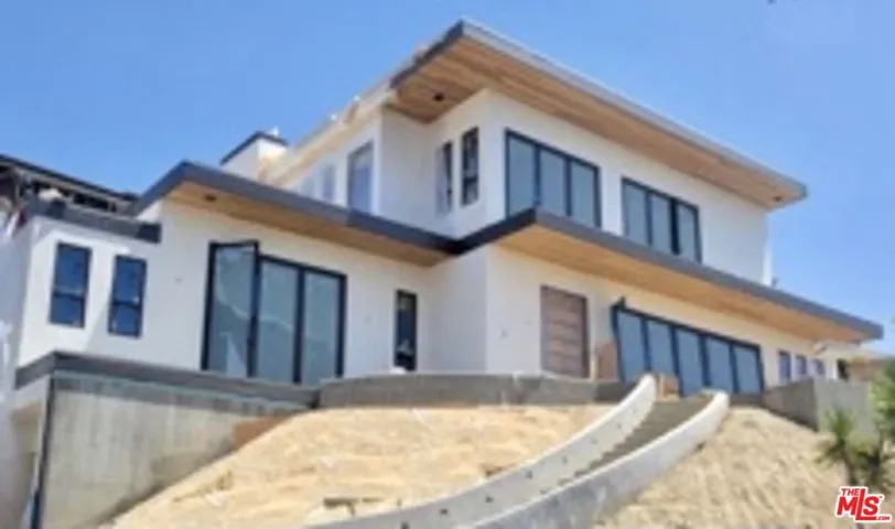 1662 Silverwood Terrace, Los Angeles, California 90026
