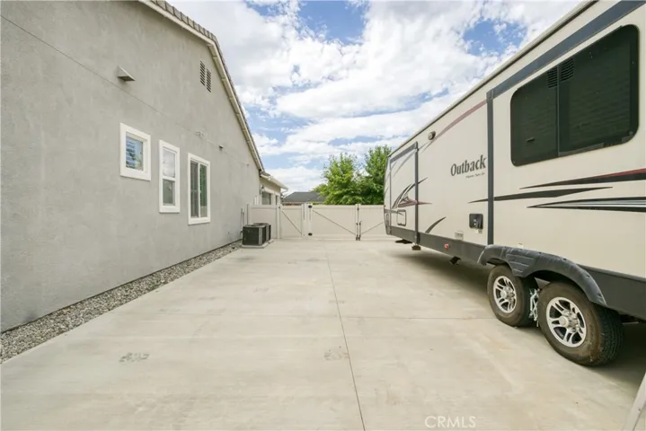 Full RV hookups