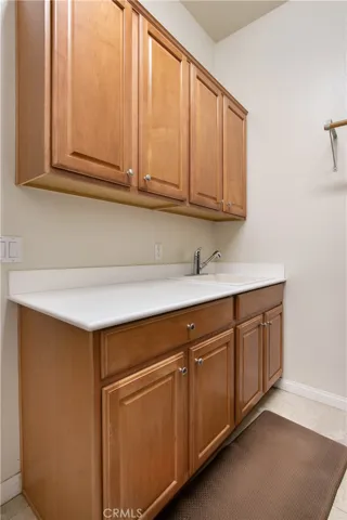 927 Union Street, Beaumont, California 92223