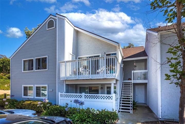Upstairs 3-Bedroom & Two Bathroom Unit