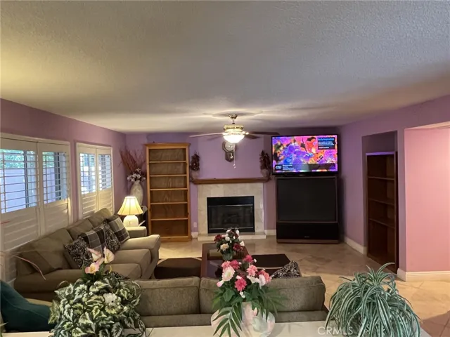 23 Via Hacienda, Rancho Santa Margarita, California 92688
