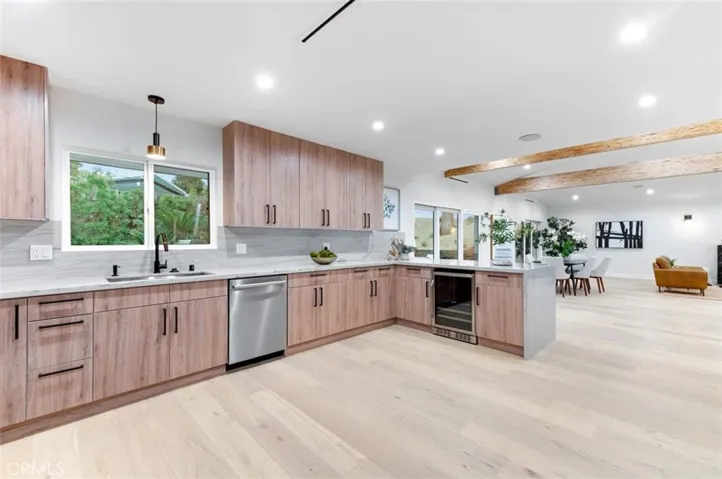 2950 Dona Emilia Drive, Studio City, California 91604