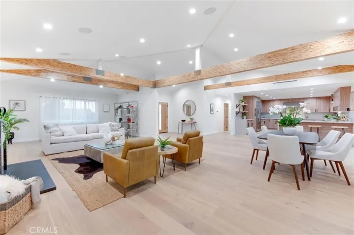 2950 Dona Emilia Drive, Studio City, California 91604